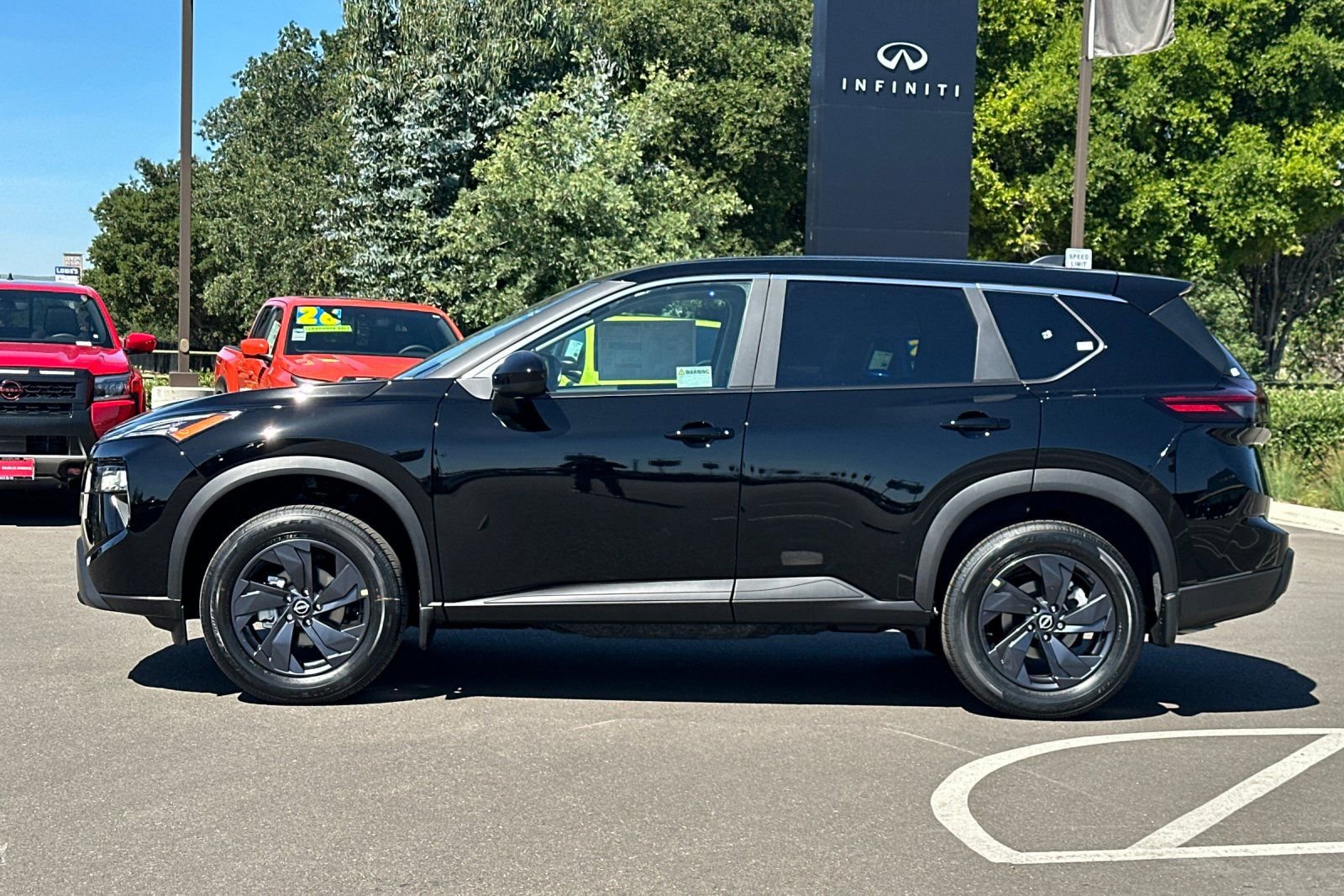 New 2026 Nissan Rogue SV image 7