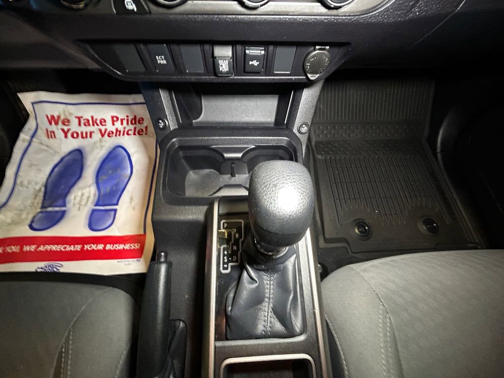 Certified 2023 Toyota Tacoma SR5 image 11