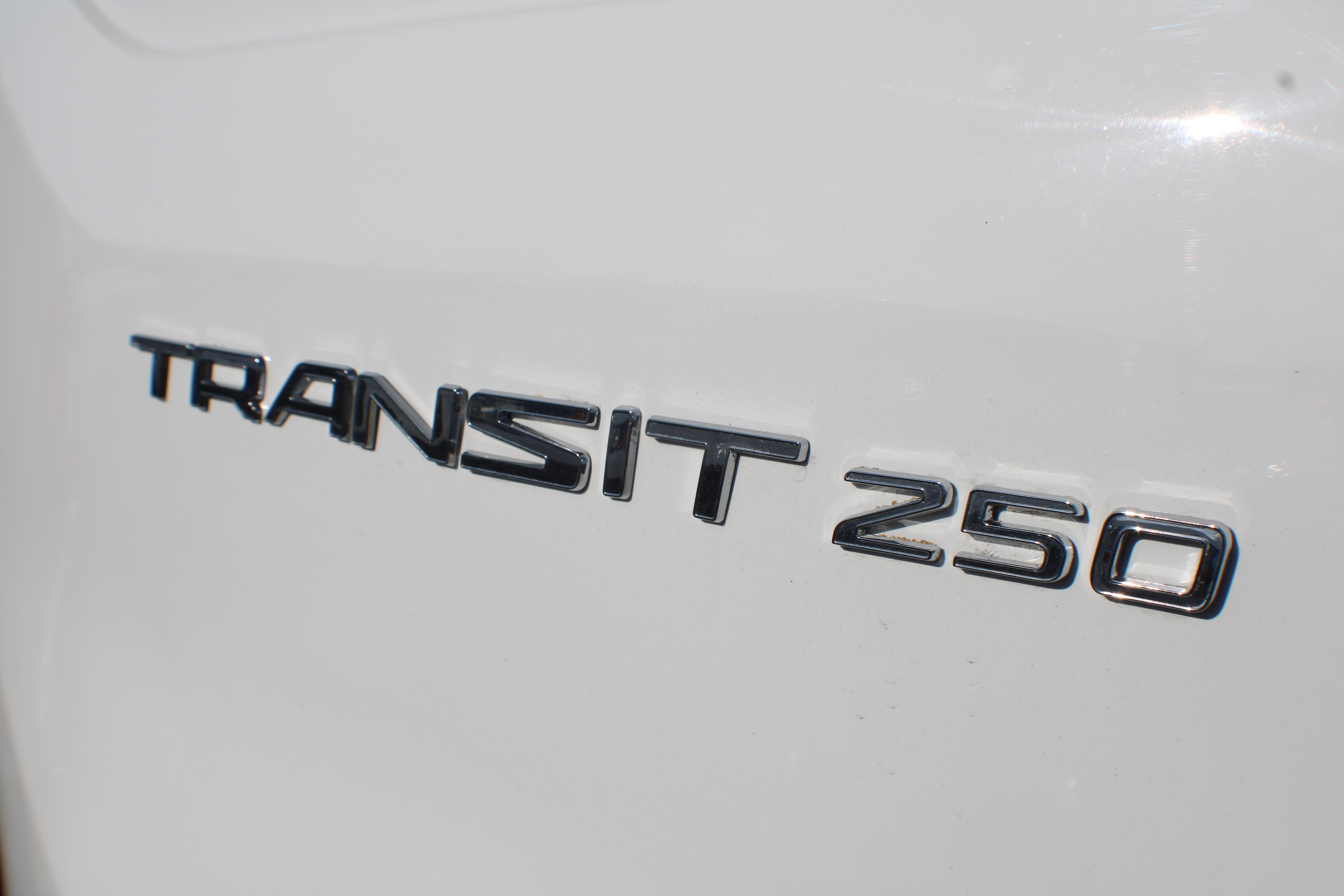 Used 2023 Ford Transit 250 148 High Roof Extended AWD w/ Load Area Protection Package image 34