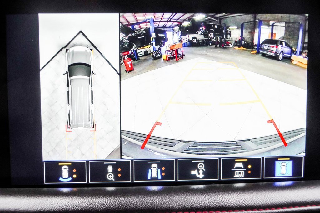 Used 2022 Chevrolet Tahoe RST w/ Sport Performance Package image 32