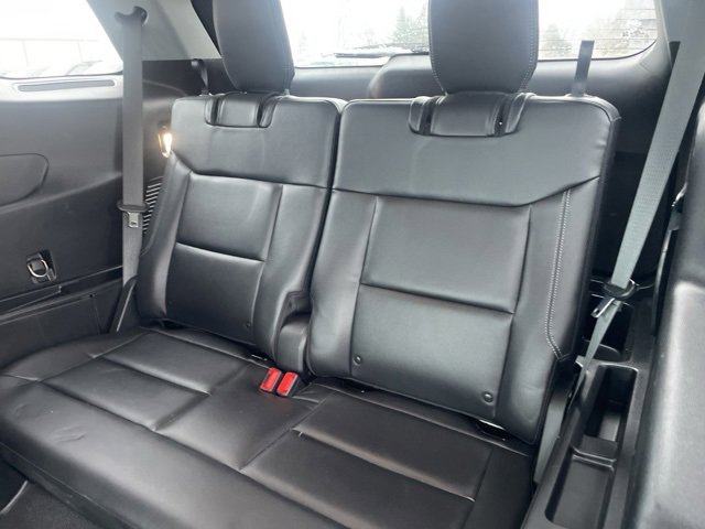 Used 2021 Ford Explorer XLT w/ Equipment Group 202A image 10
