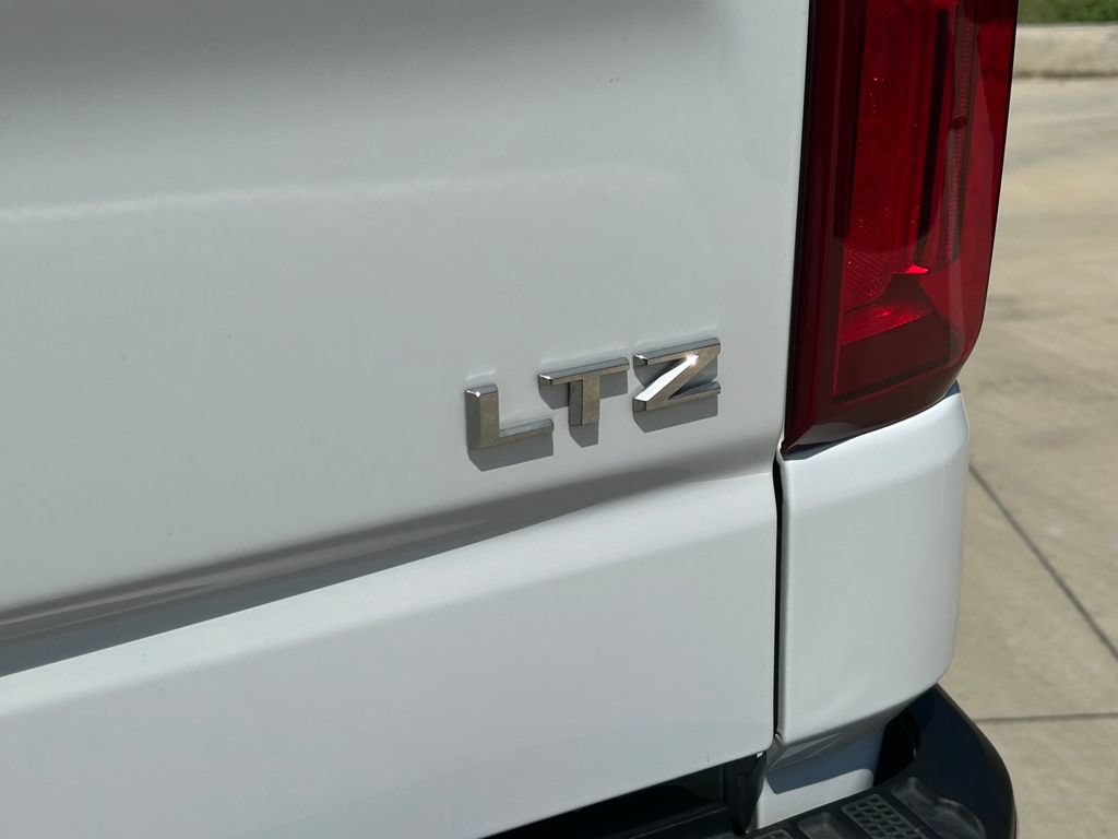 Used 2025 Chevrolet Silverado 1500 LTZ w/ LTZ Premium Texas Edition RWD image 14
