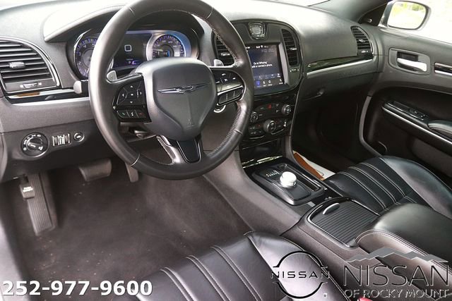 Used 2020 Chrysler 300 S RWD image 10