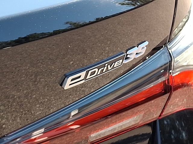 Used 2023 BMW i4 eDrive35 w/ Premium Package image 40