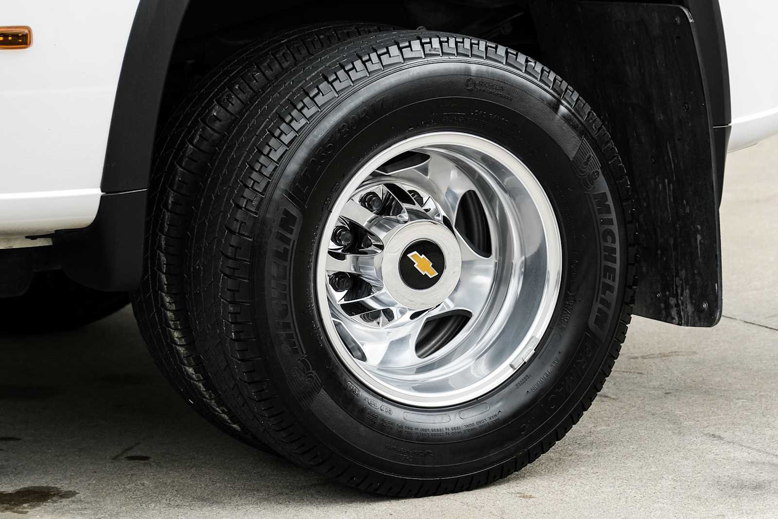 Used 2022 Chevrolet Silverado 3500 High Country AWD/4WD image 55