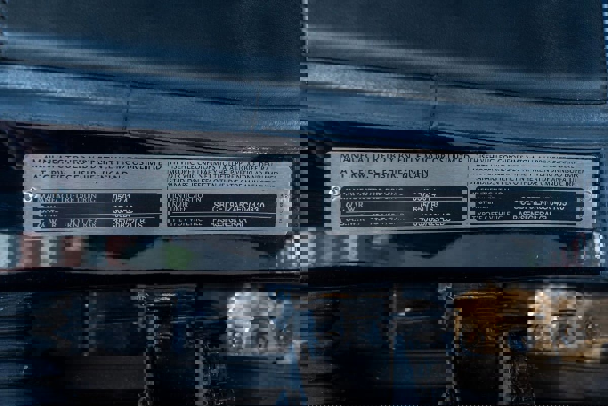 Used 2015 Bentley Flying Spur V8 image 95