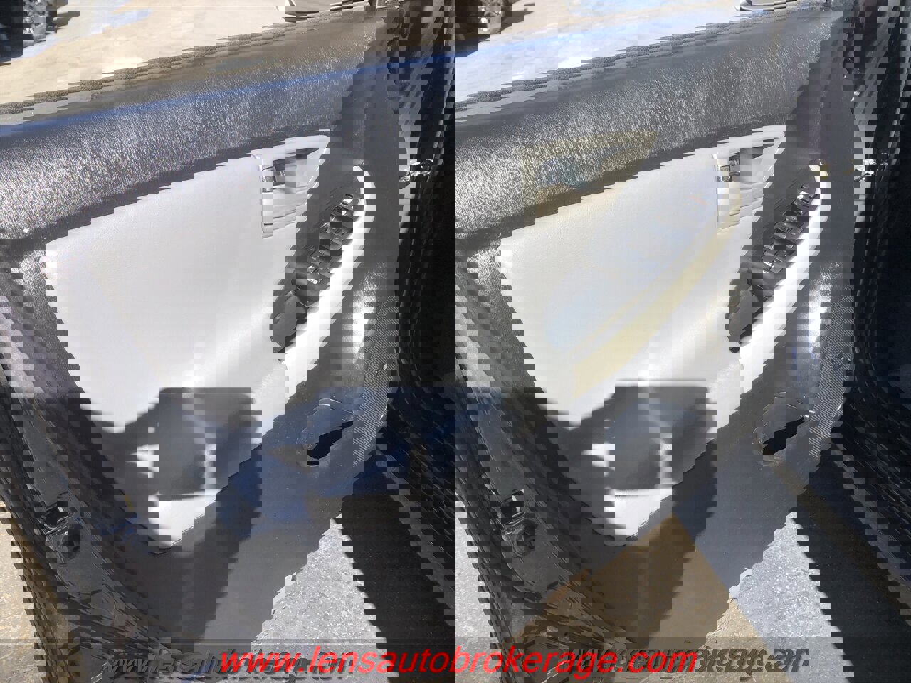 Used 2013 Toyota Prius Four image 9