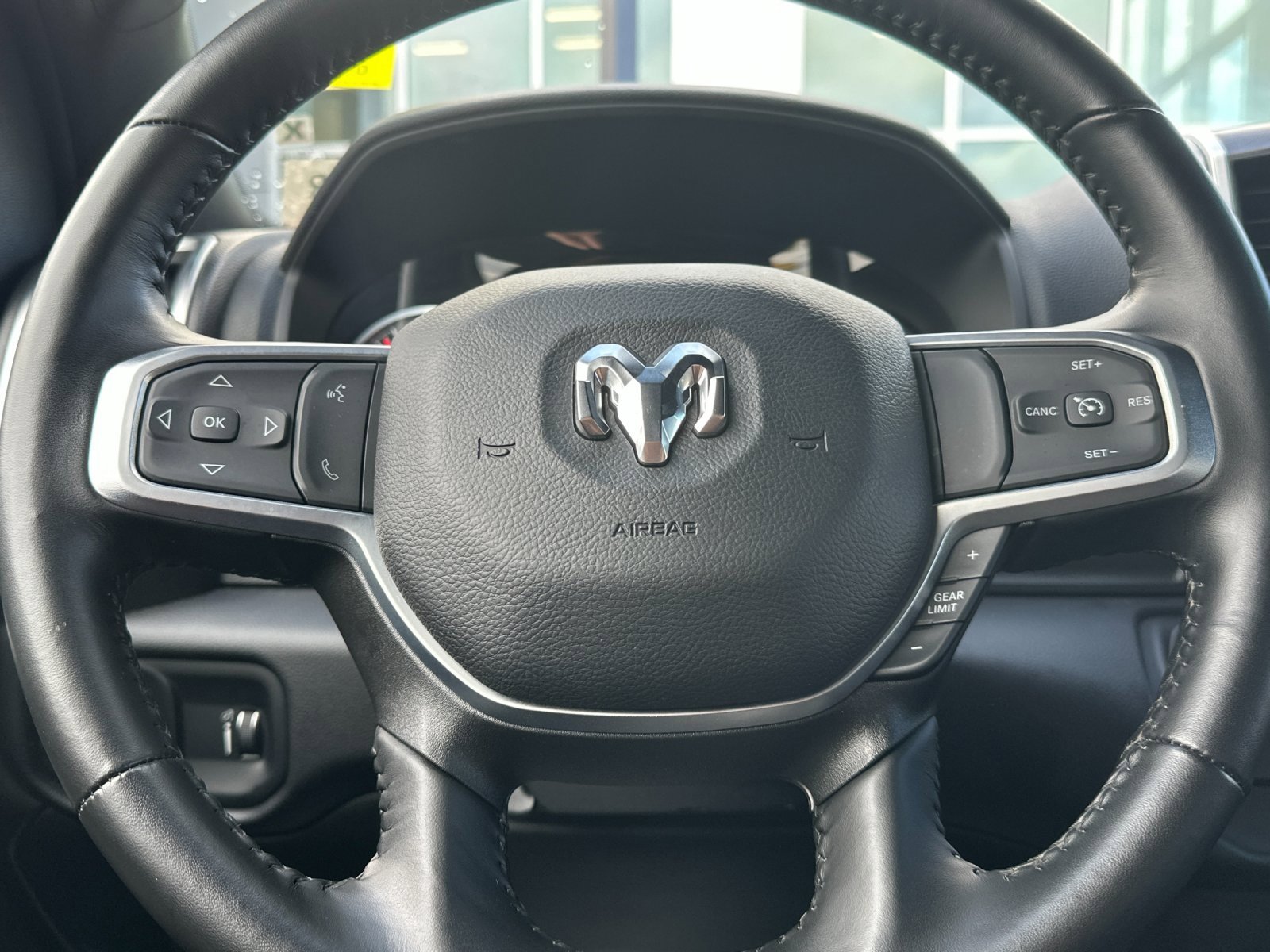 Used 2024 RAM 2500 Big Horn w/ Bed Utility Group image 22