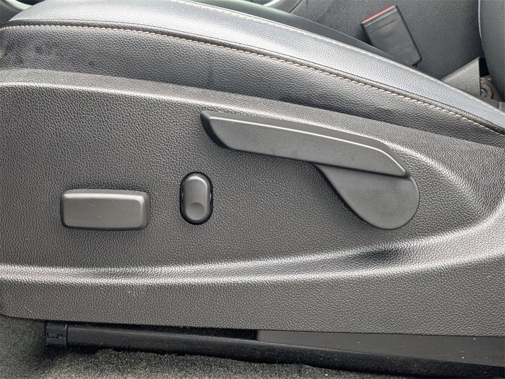 Used 2018 Chevrolet Colorado Z71 image 18