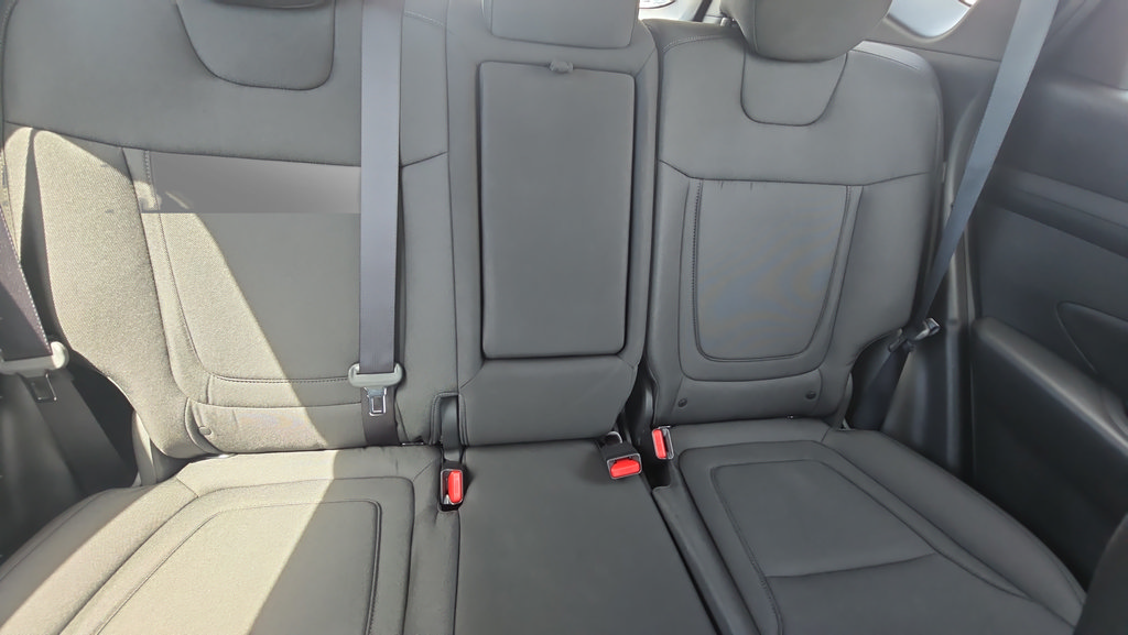 Certified 2025 Hyundai Tucson SE FWD image 10
