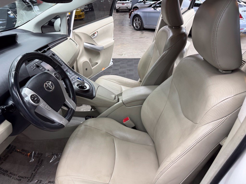 Used 2011 Toyota Prius Four w/ Navigation Pkg FWD image 33