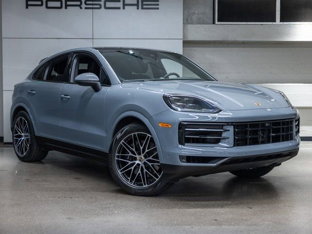 Certified 2025 Porsche Cayenne Coupe image 10