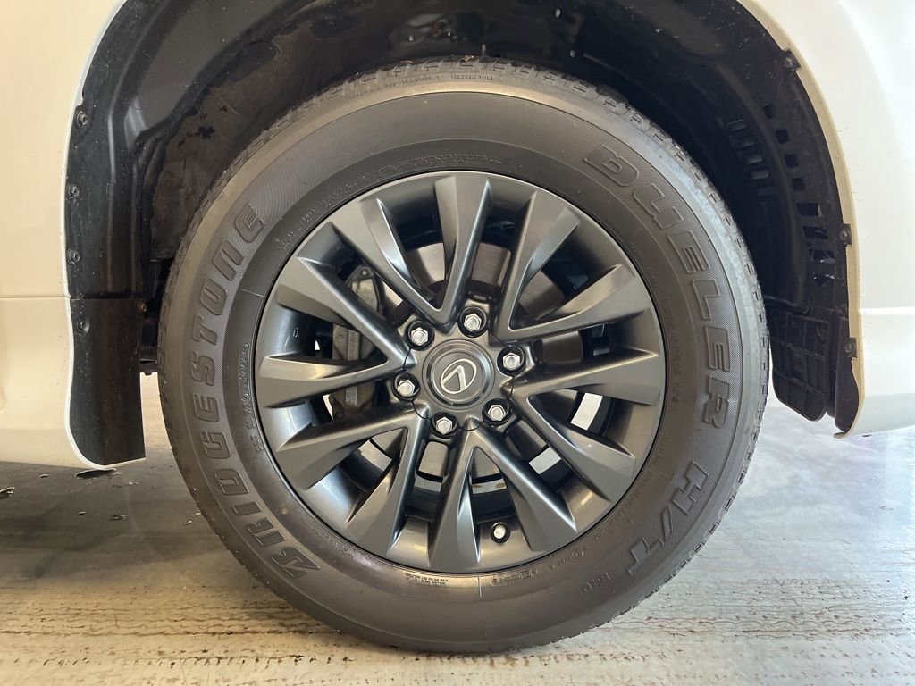 Used 2023 Lexus GX 460 Premium w/ Premium Plus Package image 9