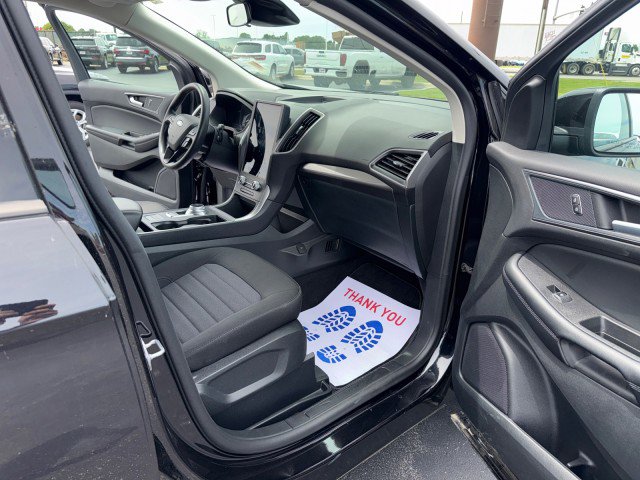 Used 2024 Ford Edge SE w/ Black Appearance Package AWD/4WD image 15