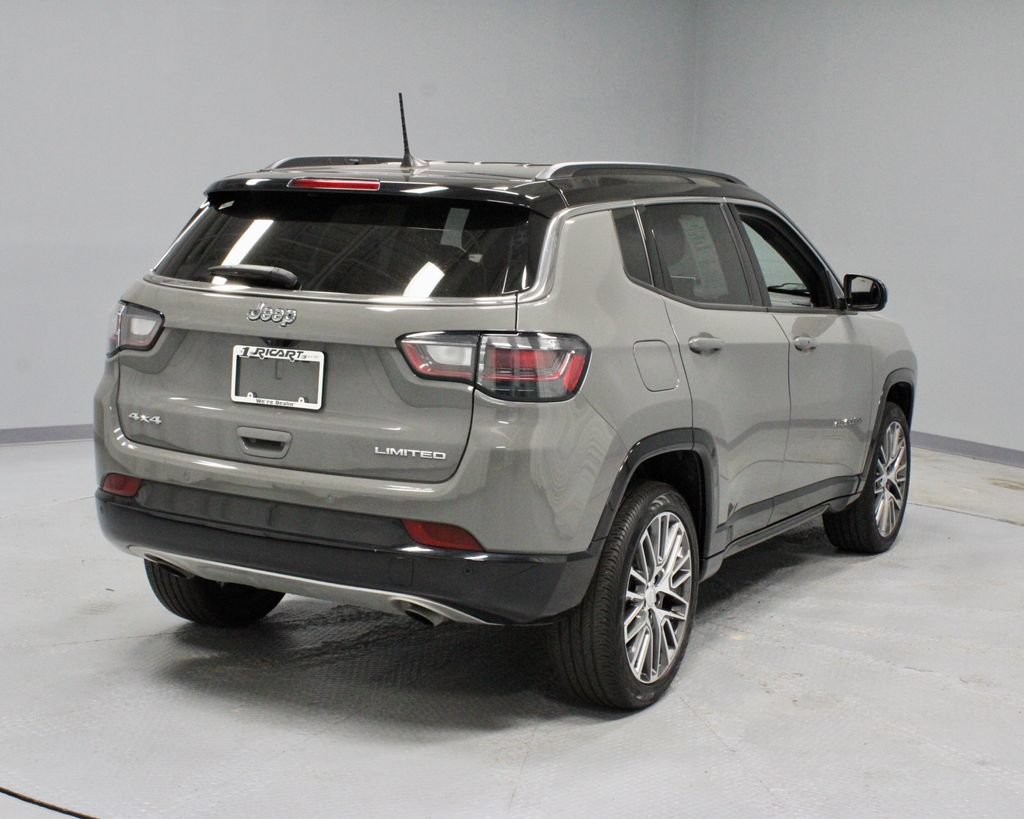 Used 2023 Jeep Compass Limited w/ Elite Group AWD/4WD image 11