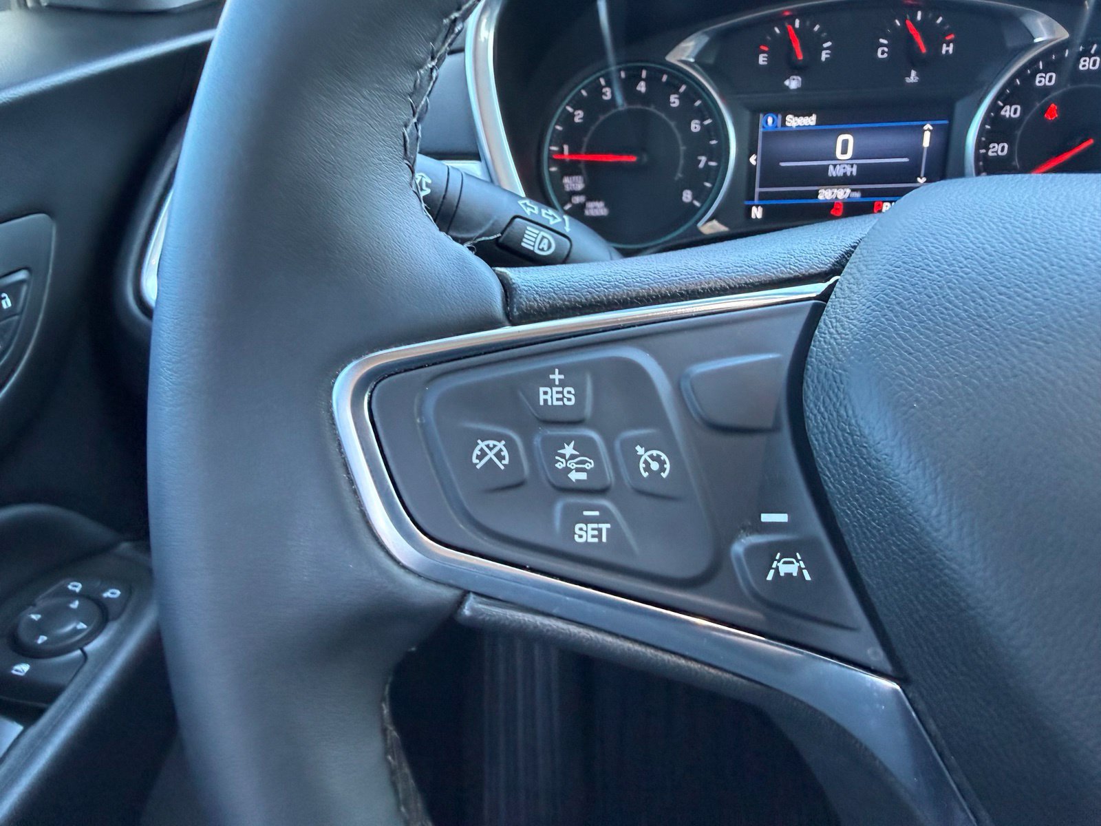 Certified 2024 Chevrolet Equinox LT FWD image 18