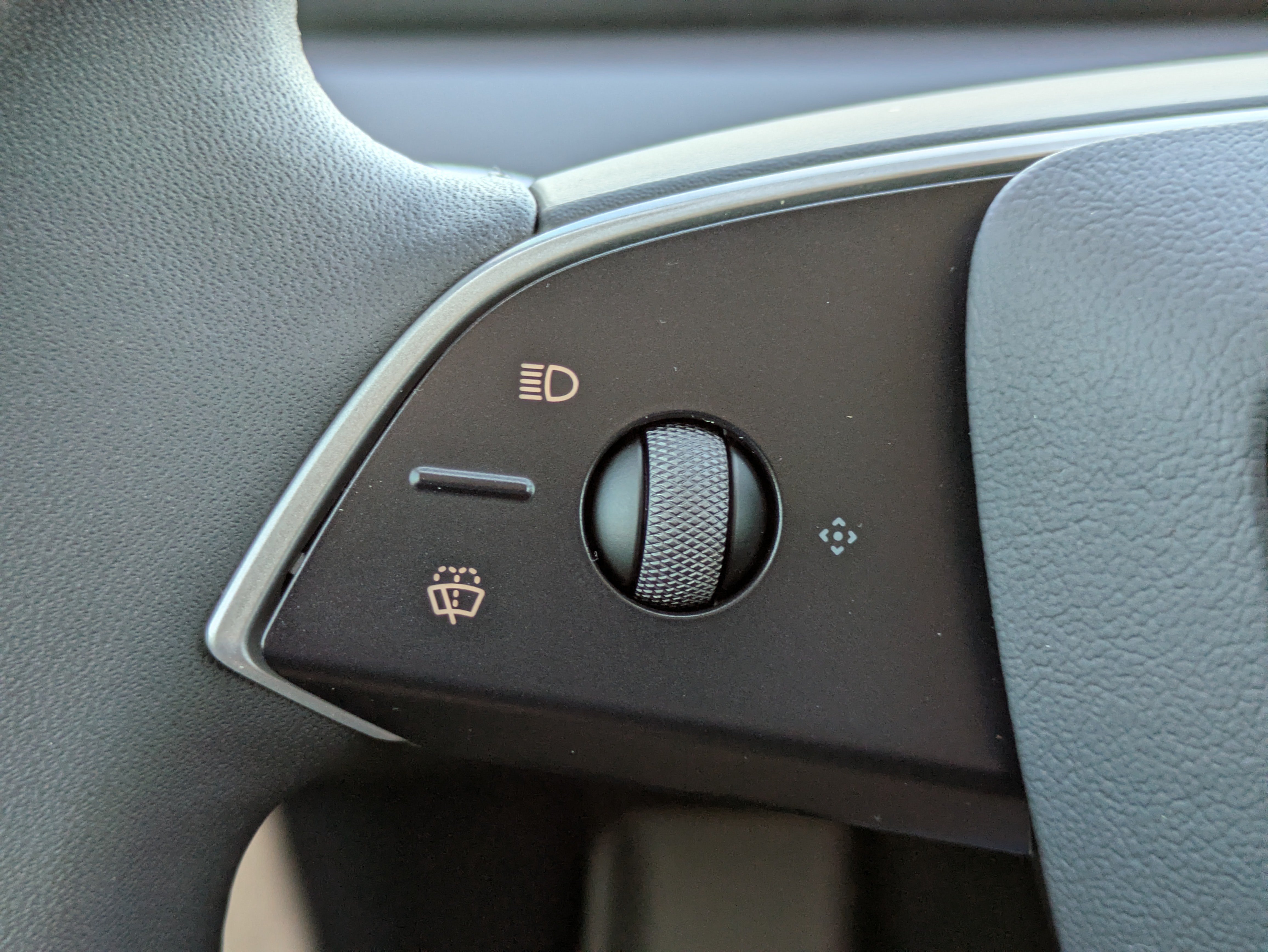 Used 2026 Tesla Model Y Long Range RWD image 23