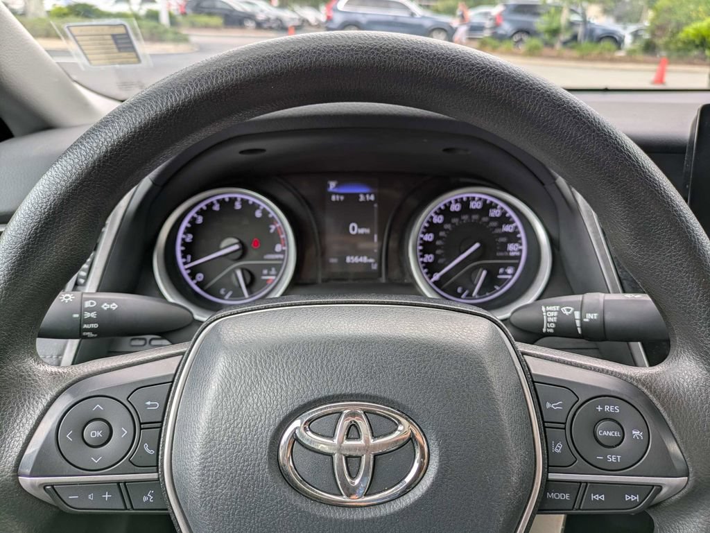 Used 2022 Toyota Camry LE FWD image 36