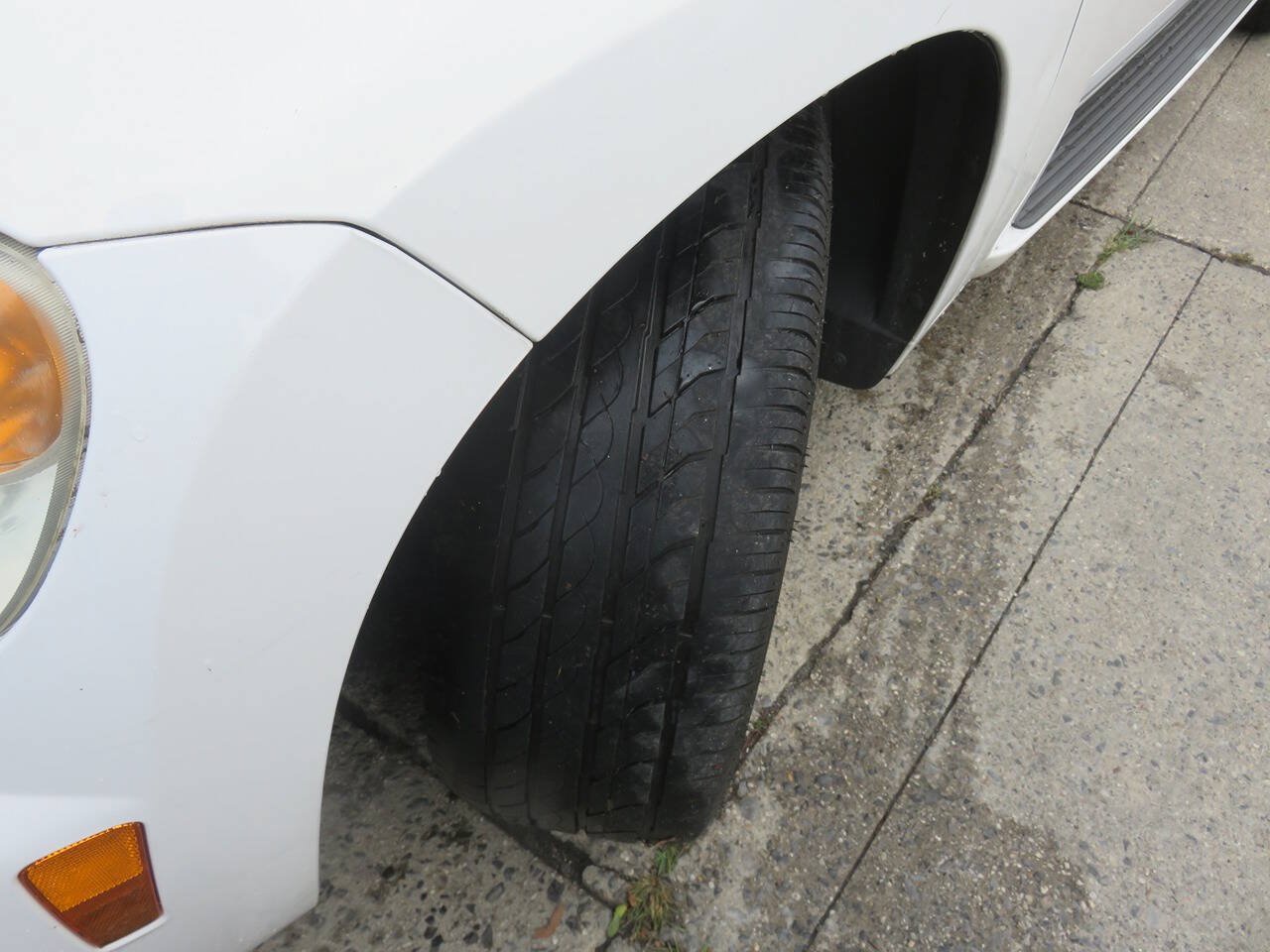 Used 2011 Chevrolet HHR LT FWD image 27