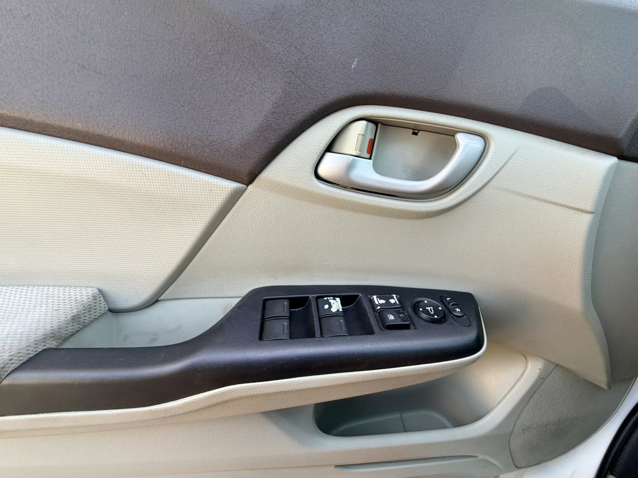 Used 2012 Honda Civic LX image 11