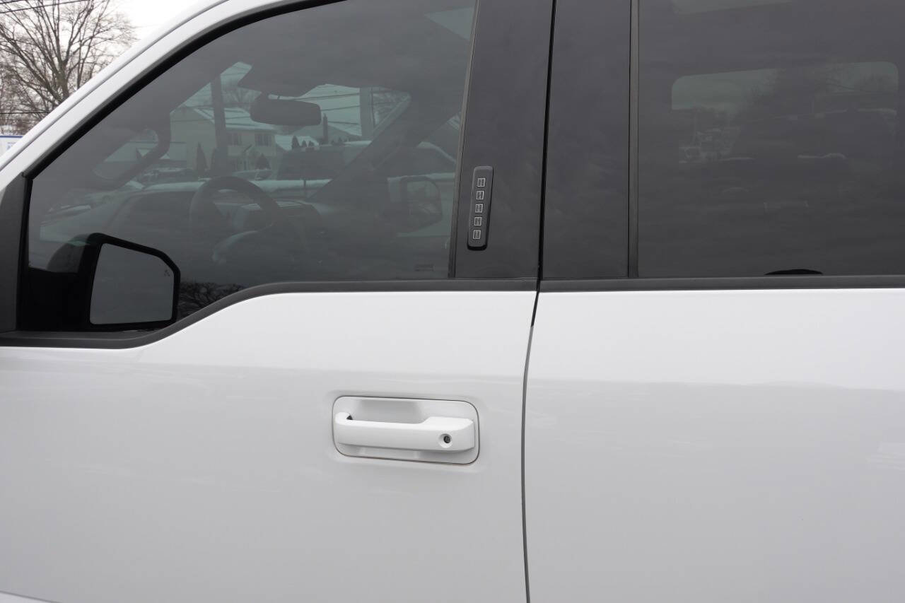 Used 2019 Ford F150 XLT w/ Equipment Group 302A Luxury image 15