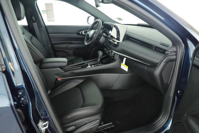 New 2026 Jeep Compass Latitude image 12