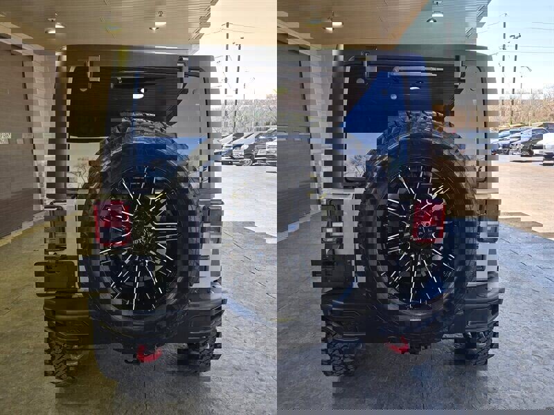 Used 2017 Jeep Wrangler Unlimited Rubicon w/ Quick Order Package 24Z Recon image 6