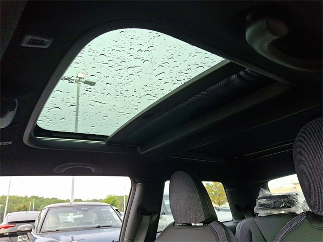 New 2026 MINI Cooper S image 13