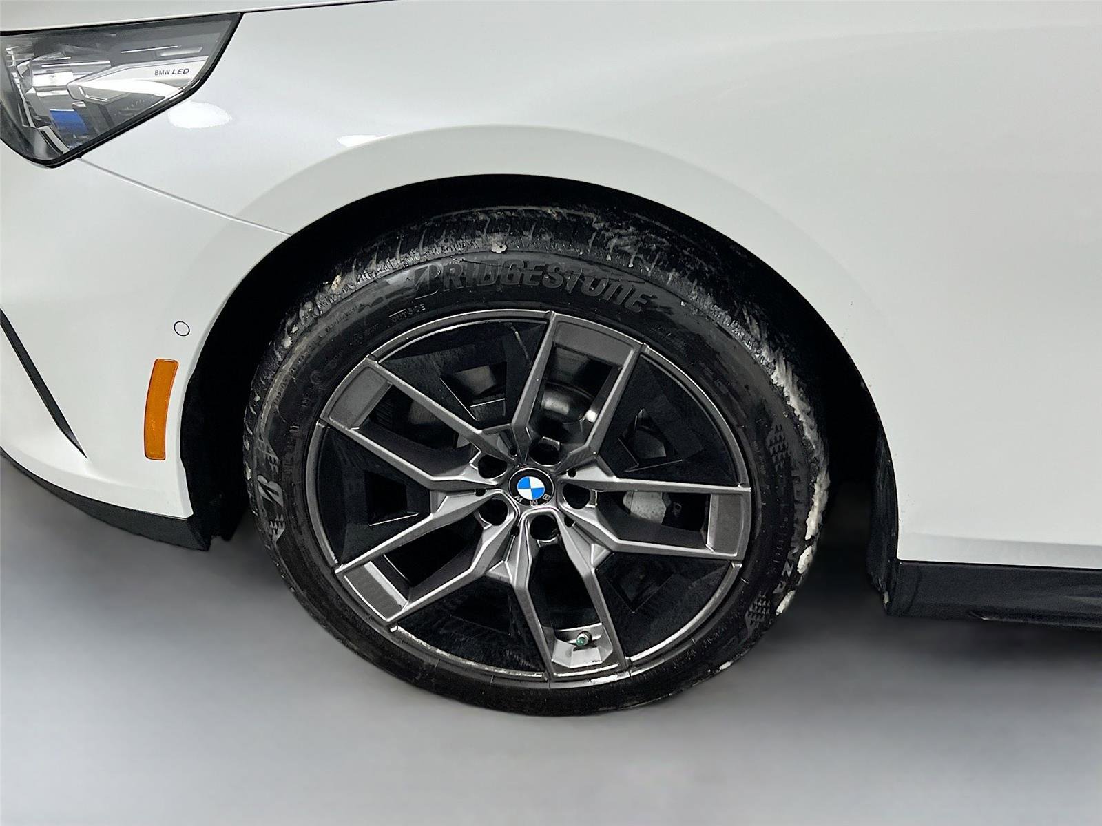 Certified 2026 BMW 530i xDrive w/ Premium Package image 31