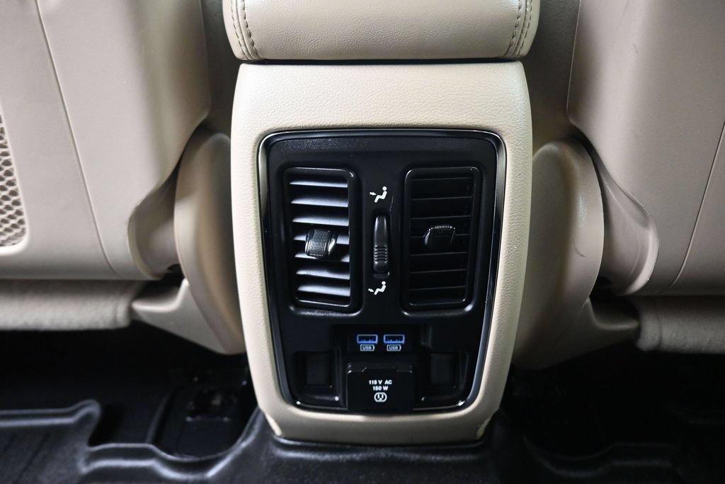 Used 2019 Jeep Grand Cherokee Limited AWD/4WD image 35