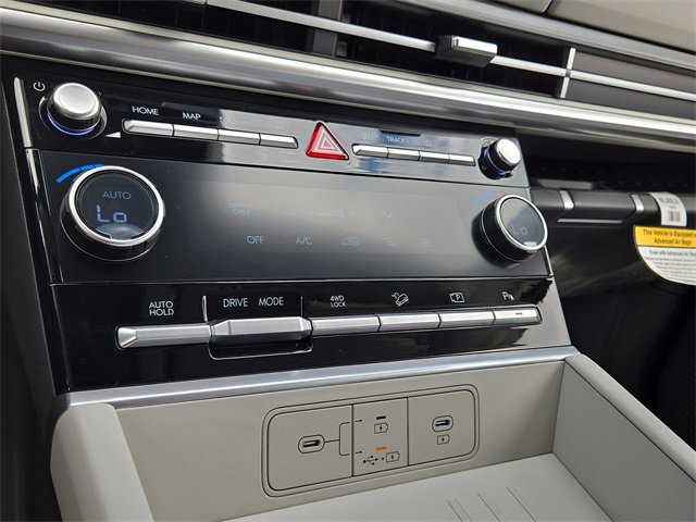 New 2026 Hyundai Santa Fe SE image 13