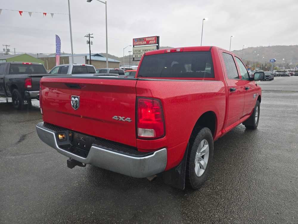 Used 2018 RAM 1500 ST w/ SXT Appearance Group AWD/4WD image 17