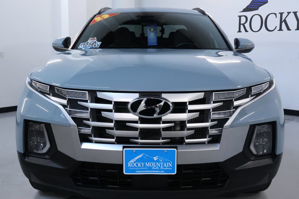 Used 2023 Hyundai Santa Cruz SEL Premium AWD/4WD image 2