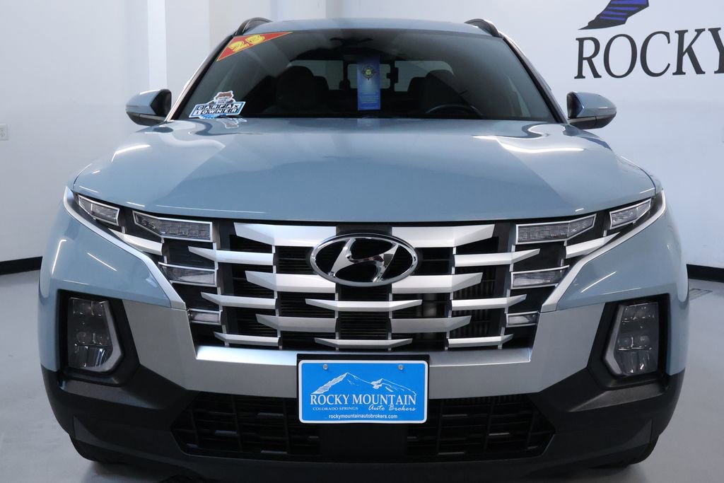 Used 2023 Hyundai Santa Cruz SEL Premium AWD/4WD image 2