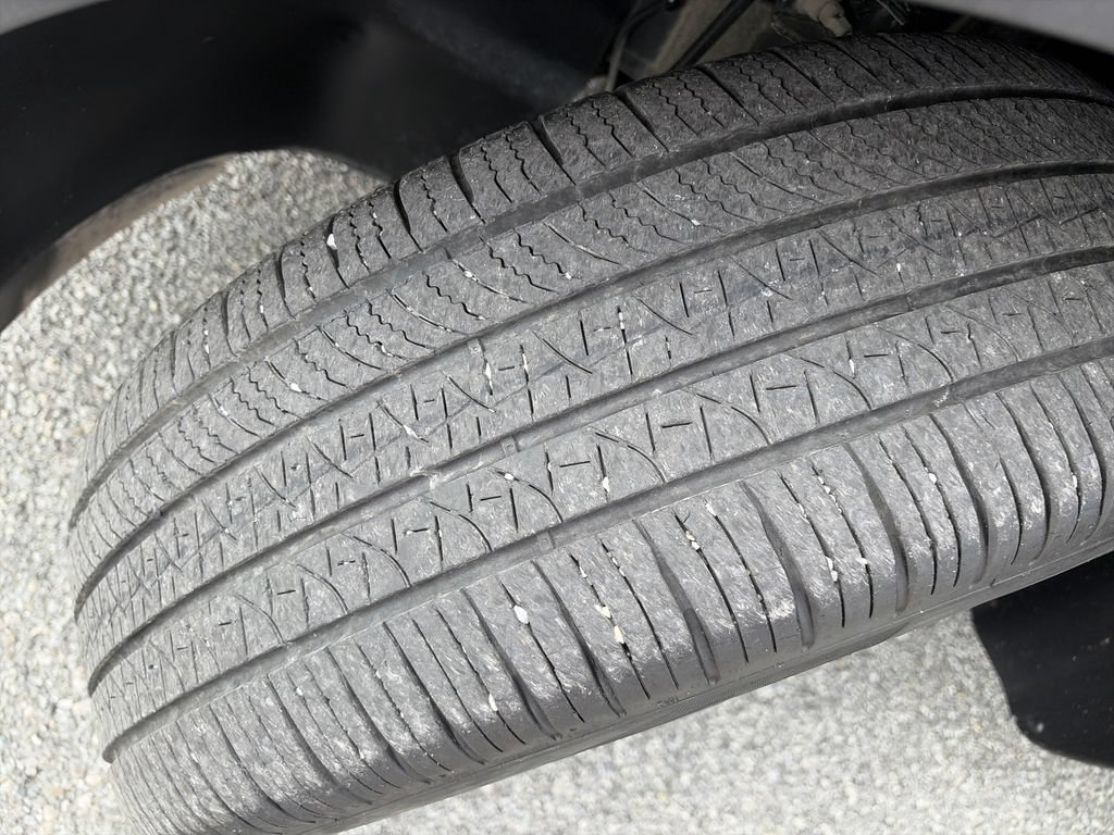 Used 2025 Kia Telluride S AWD/4WD image 29