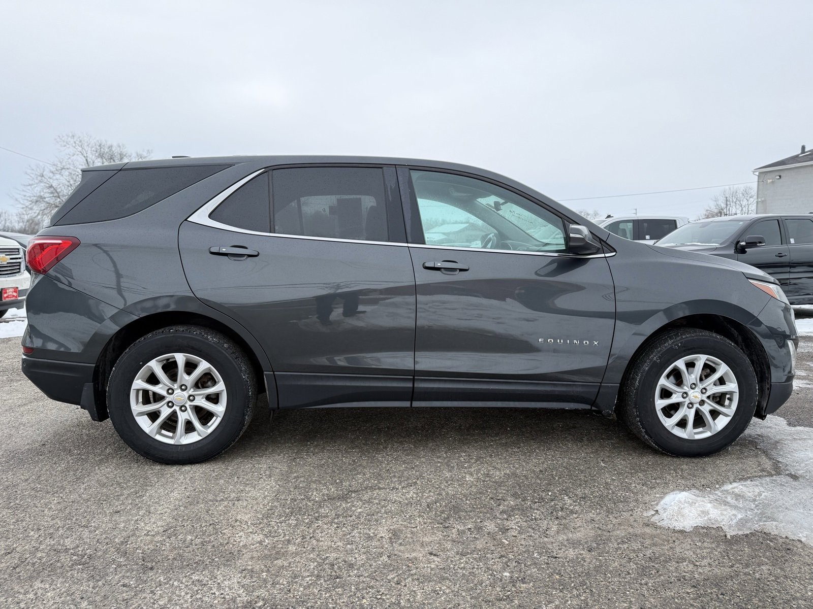 Used 2018 Chevrolet Equinox LT image 8
