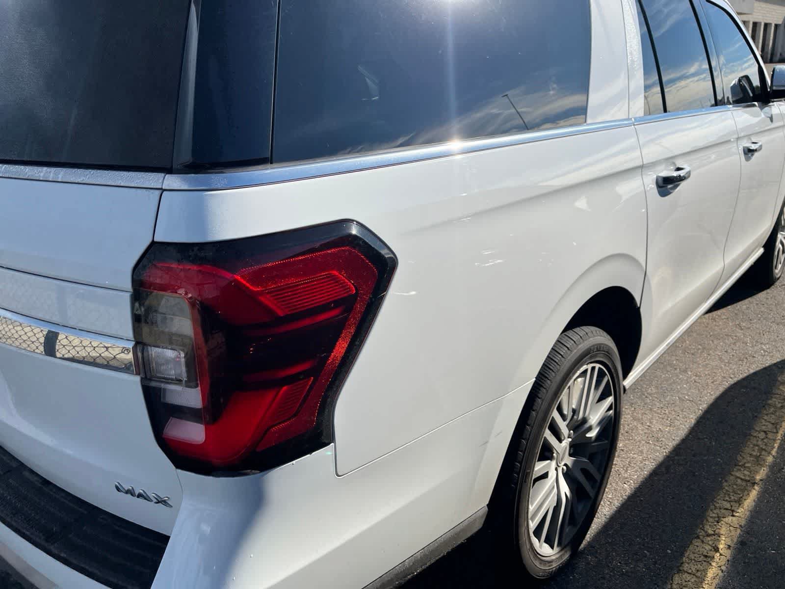 Used 2023 Ford Expedition Max Limited AWD/4WD image 12