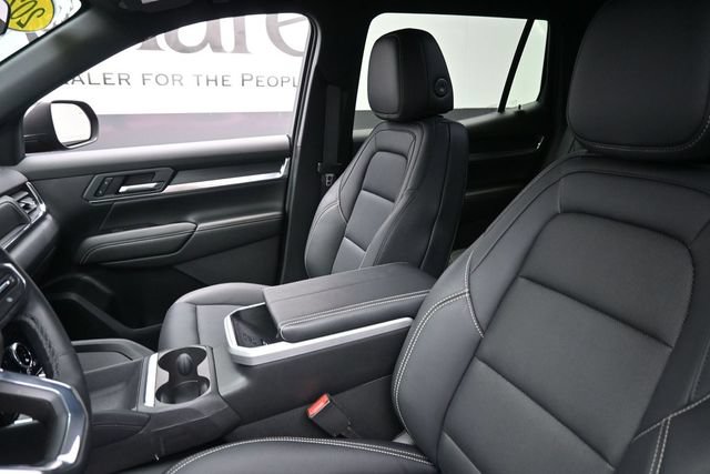 Certified 2026 GMC Terrain Elevation w/ Elevation Premium Package FWD image 17