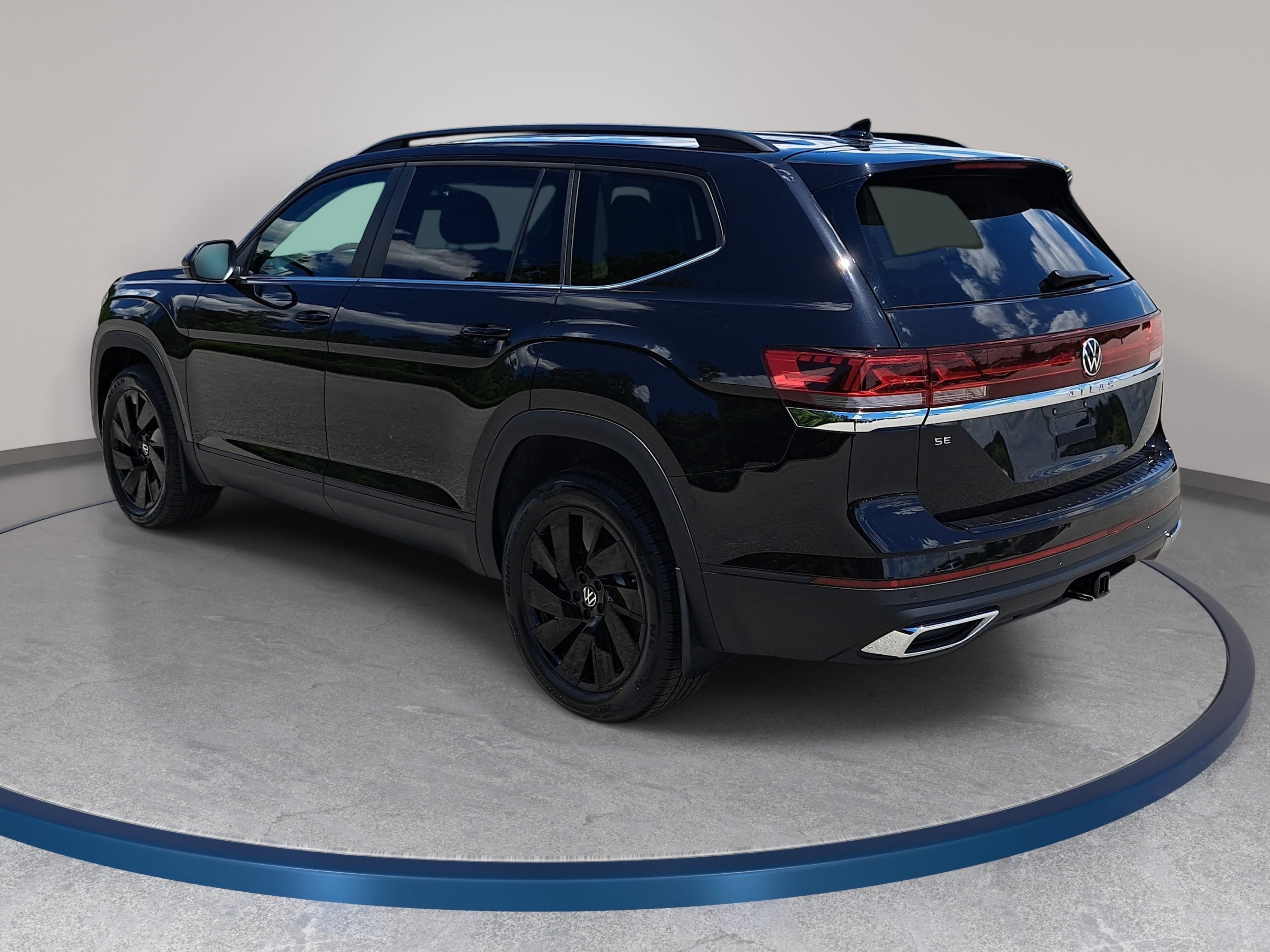 New 2026 Volkswagen Atlas SE FWD image 7