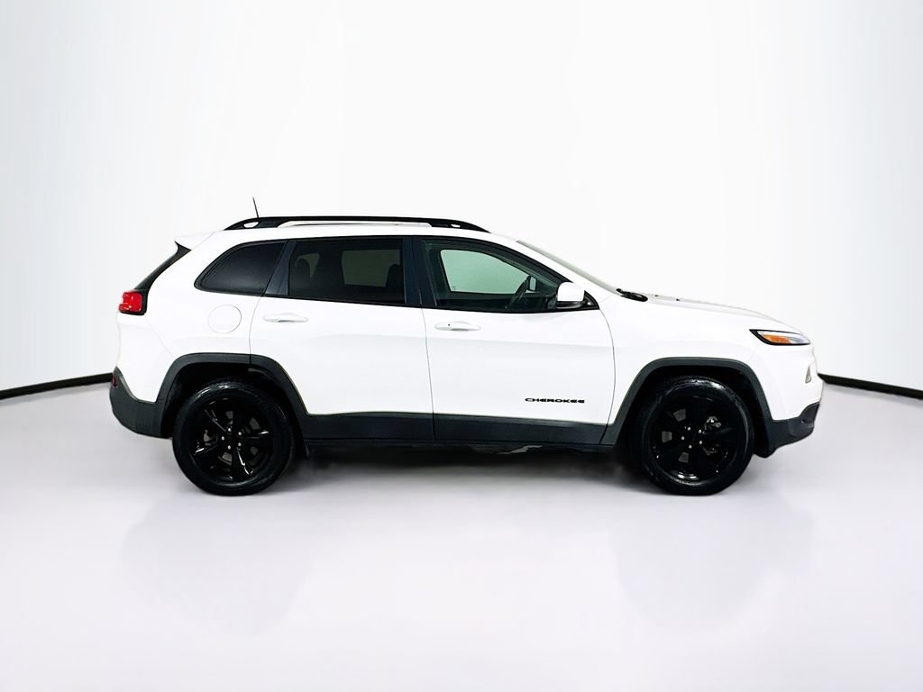 Used 2017 Jeep Cherokee High Altitude w/ Luxury Group AWD/4WD image 9