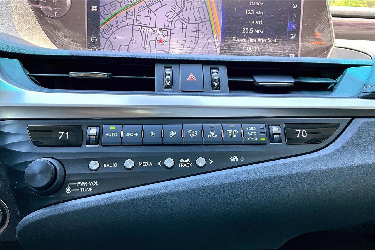 Used 2020 Lexus ES 350 w/ Premium Package image 17