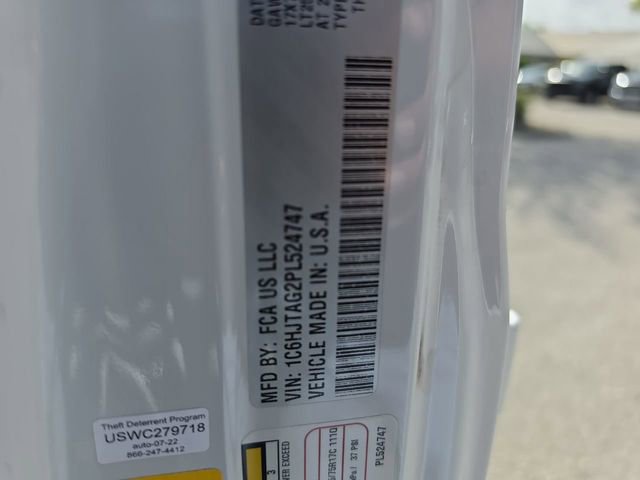 Certified 2023 Jeep Gladiator Willys AWD/4WD image 43