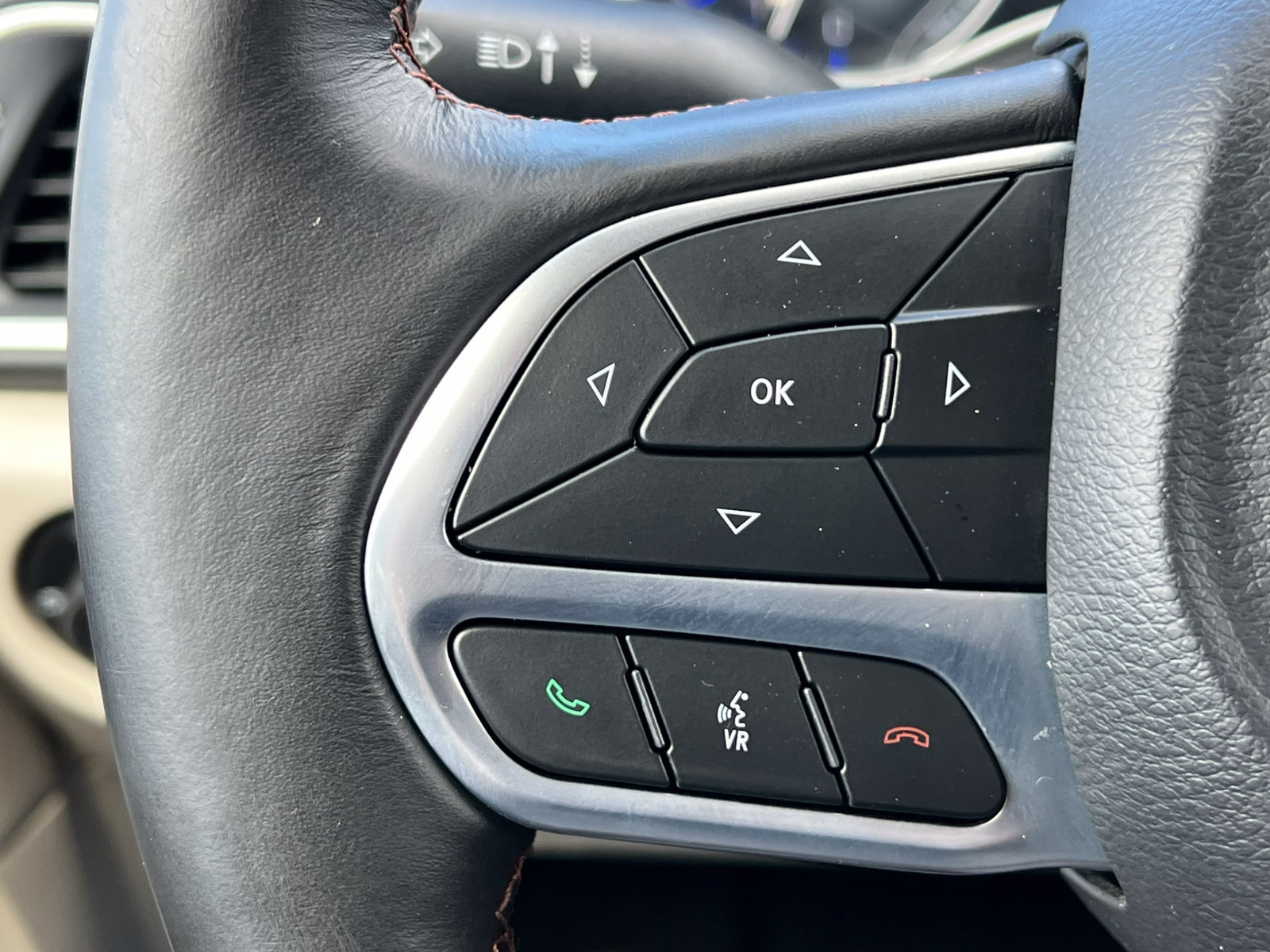 Used 2020 Chrysler Pacifica Touring-L Plus FWD image 25