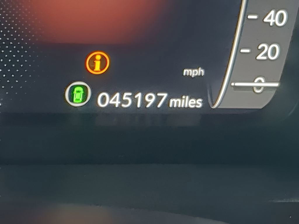 Used 2025 Honda Pilot Black Edition image 27