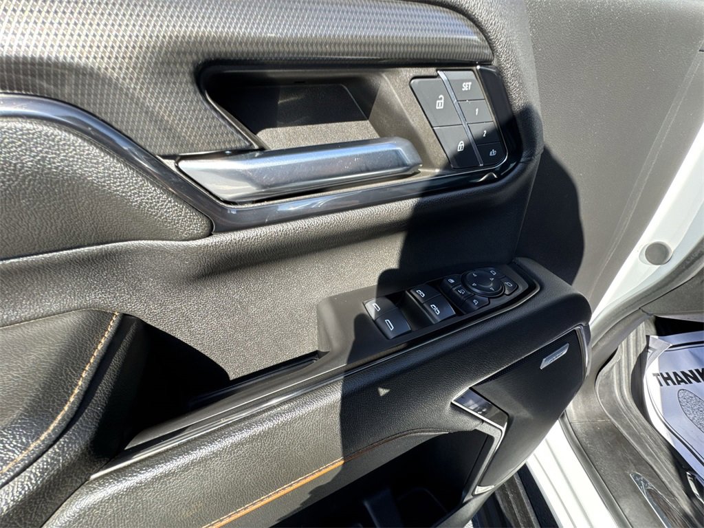 Used 2024 GMC Sierra 2500 AT4 w/ AT4 Premium Plus Package image 13