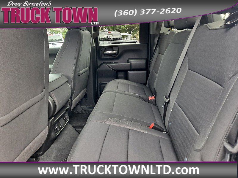Used 2025 Chevrolet Silverado 2500 Custom w/ Custom Value Package image 15