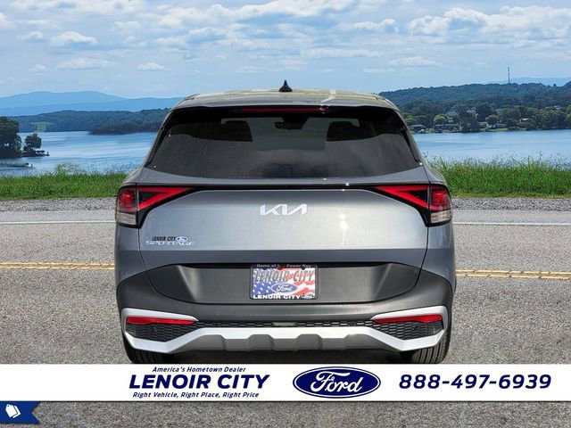 Used 2025 Kia Sportage EX FWD image 4