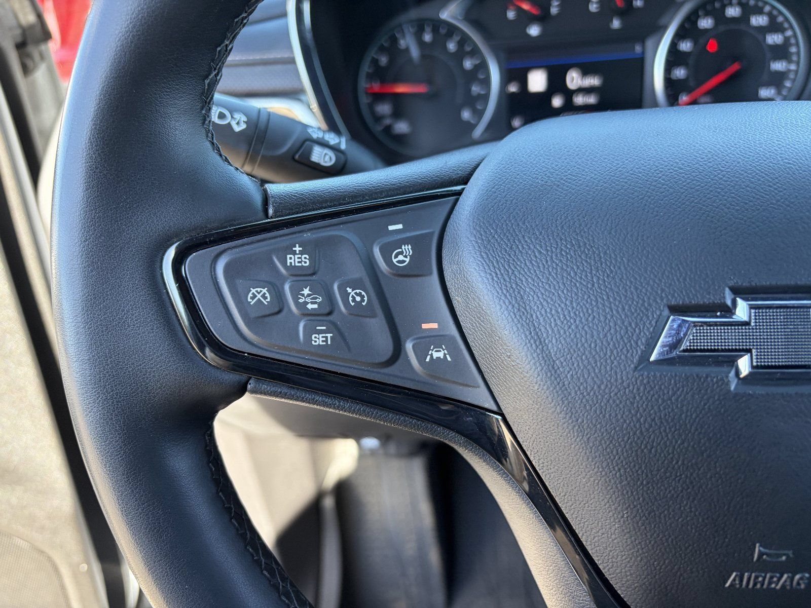 Certified 2024 Chevrolet Equinox Premier AWD/4WD image 25
