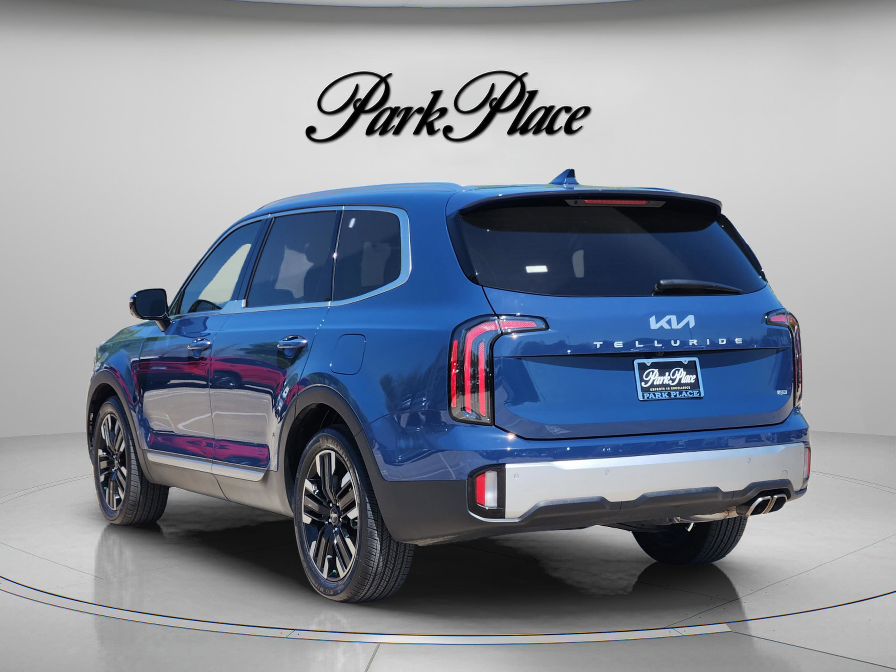 Used 2024 Kia Telluride SX Prestige image 3