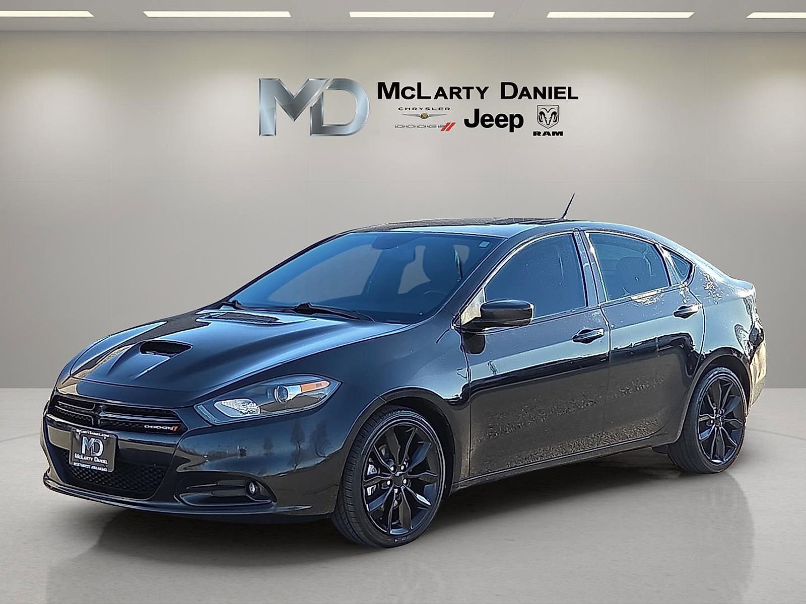 Used 2016 Dodge Dart GT w/ Sun/Sound Group image 2